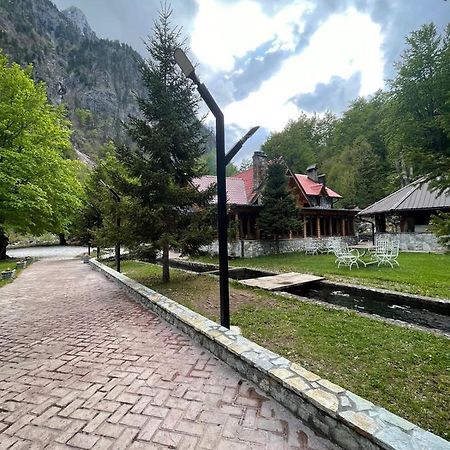 Bujtine-Restorant Rilindja Valbone Hotel Esterno foto