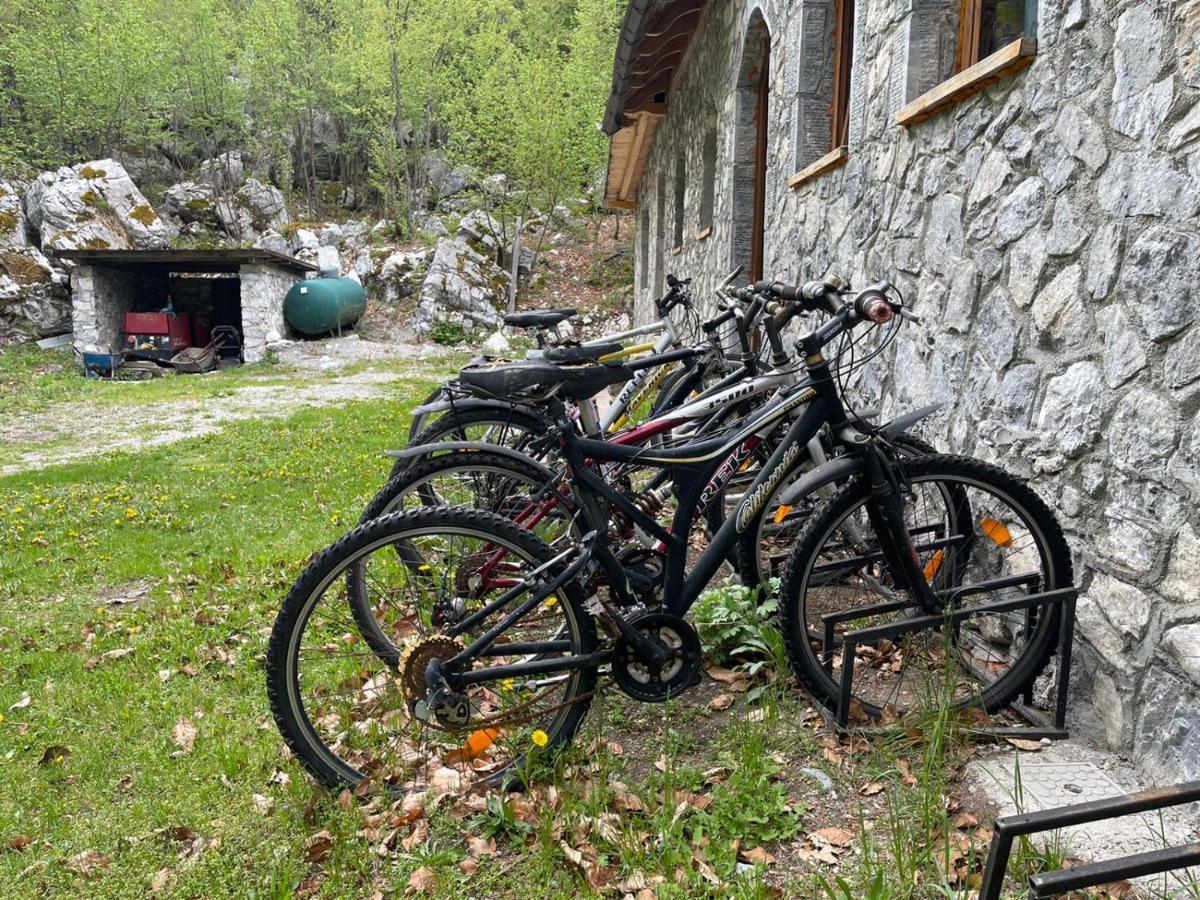 Bujtine-Restorant Rilindja Valbone Hotel Esterno foto