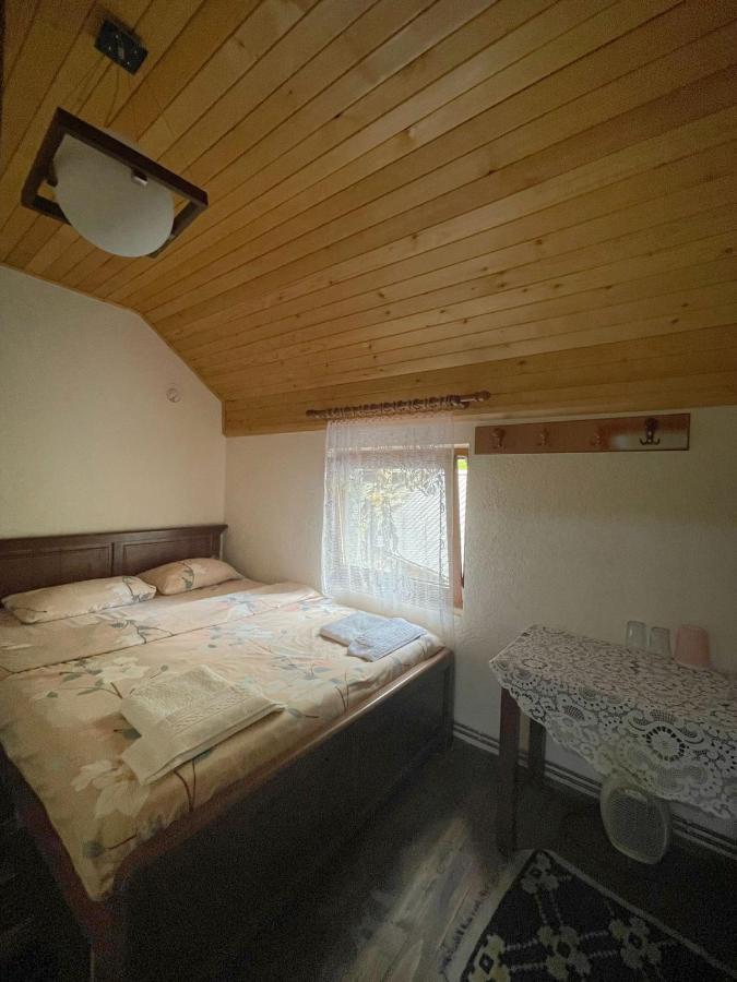 Bujtine-Restorant Rilindja Valbone Hotel Esterno foto
