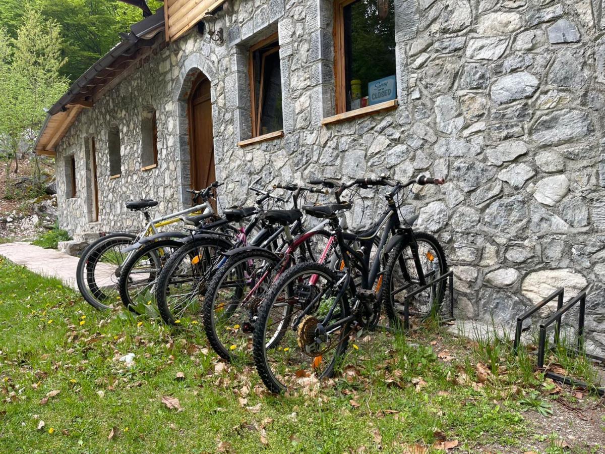 Bujtine-Restorant Rilindja Valbone Hotel Esterno foto